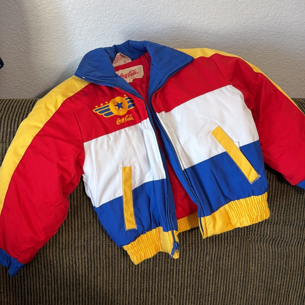 Coca cola Vintage Puffer Jacket Kids Size 6